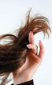 Интенсивное восстановление сухих и поврежденных волос